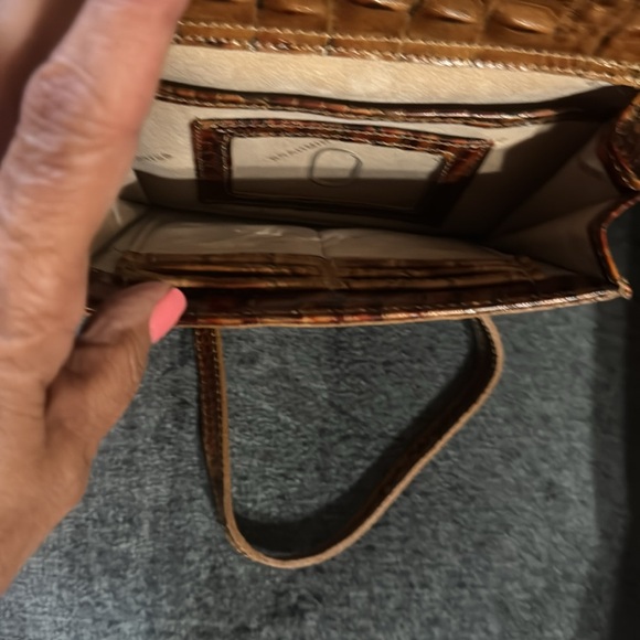 Chestnut brown Brahmin crossbody in great condition. - Picture 2 of 6